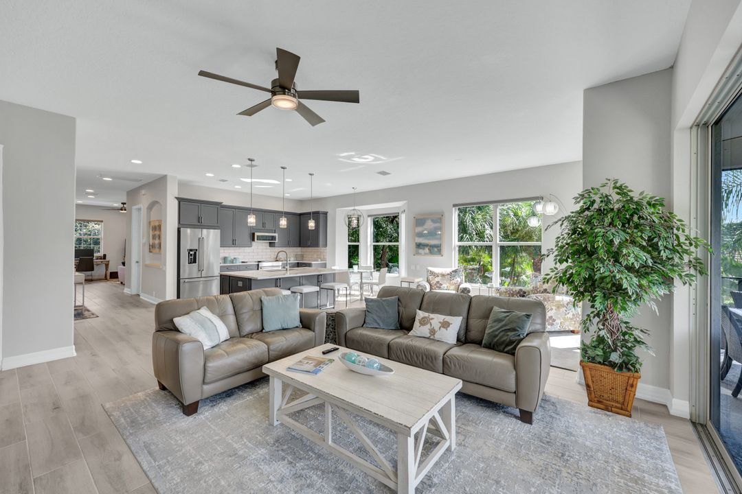 3310 Hamlet Dr #3, Naples, FL 34105