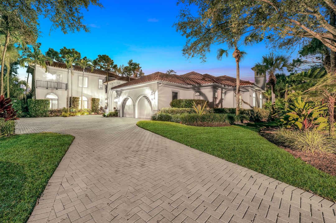 12338 Collier's Reserve Dr, Naples, FL 34110
