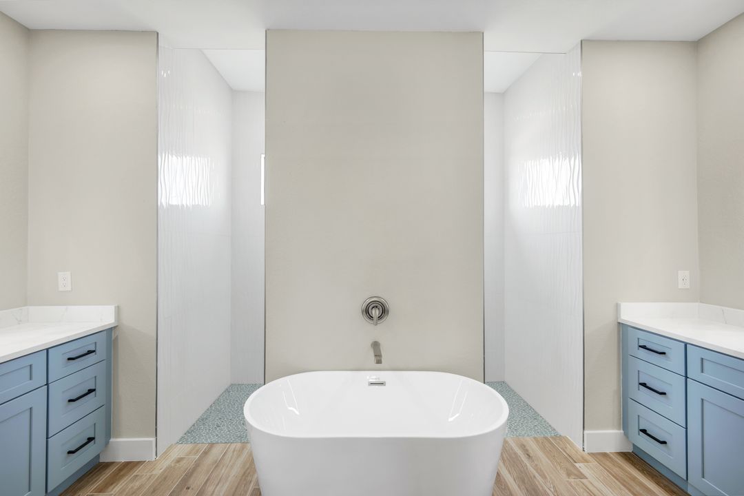 1909 NW 32nd Ct, Cape Coral, FL 33993