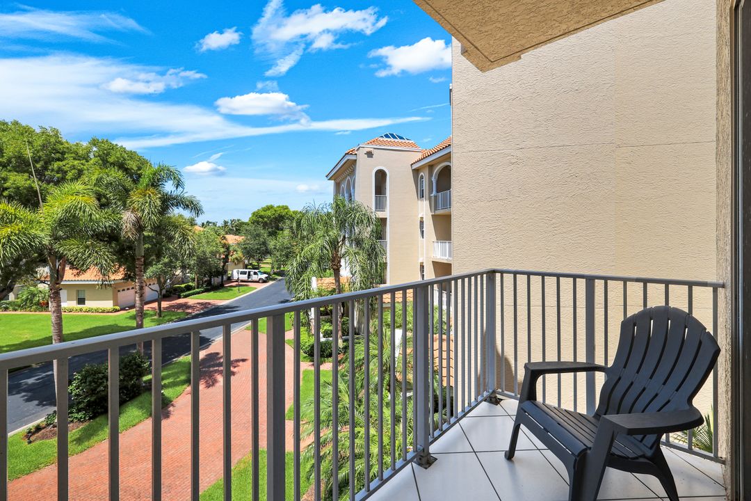 8440 Abbington Cir #D25, Naples, FL 34108