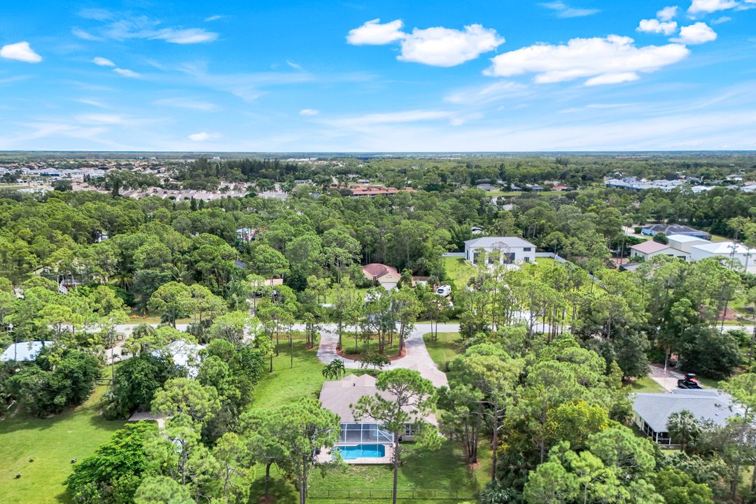 25566 Luci Dr, Bonita Springs, FL 34135