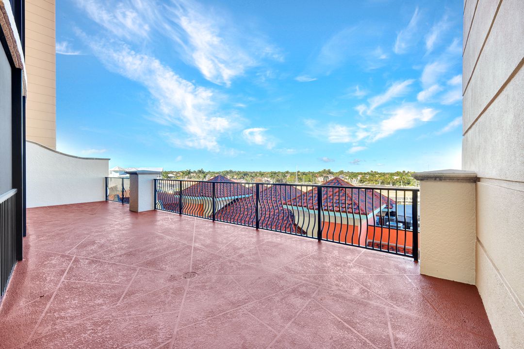 5781 Cape Harbour Dr #505, Cape Coral, FL 33914