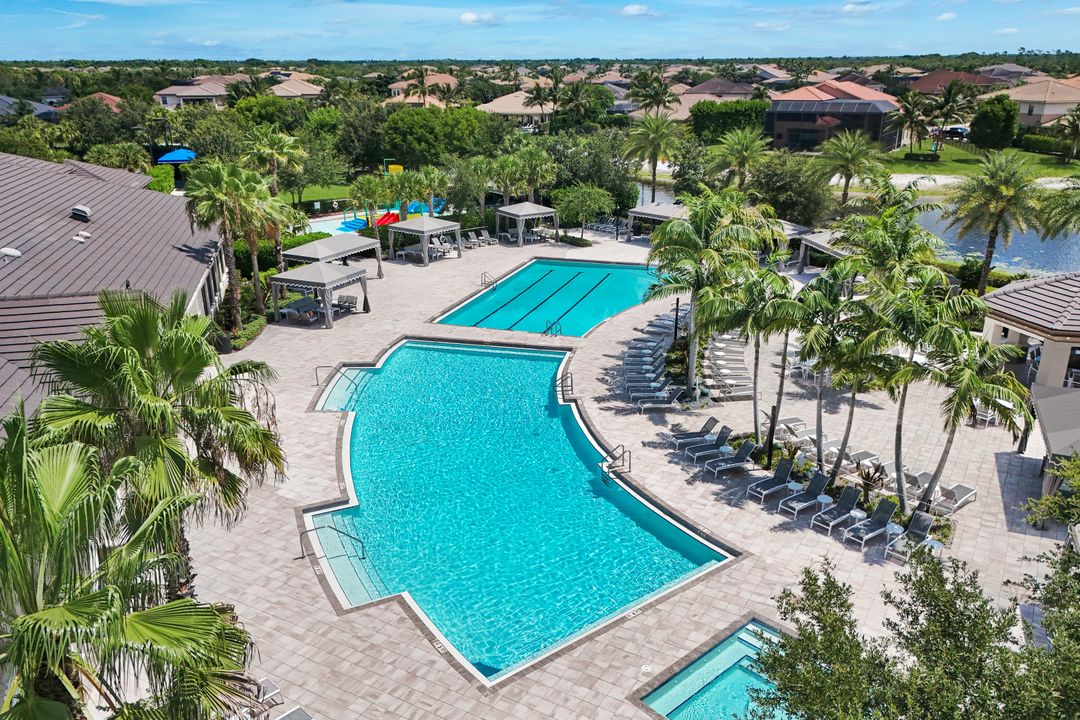 4500 Aurora St, Naples, FL 34119