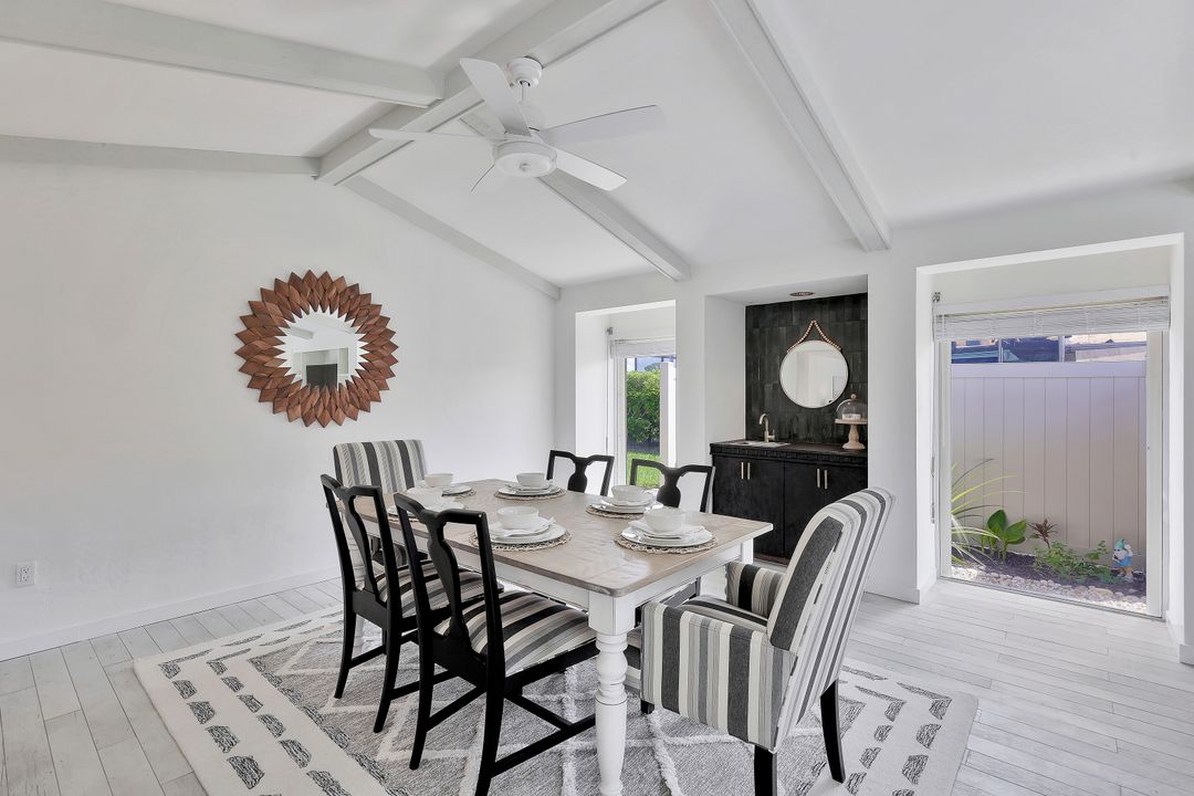 28448 Las Palmas Cir, Bonita Springs, FL 34135