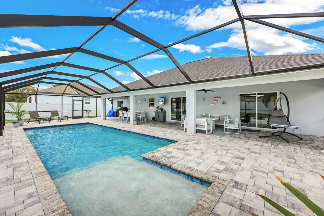 2118 SW 12th Terrace, Cape Coral, FL 33991