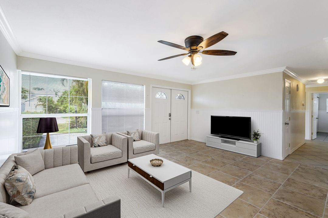 4807 Triton Ct W, Cape Coral, FL 33904