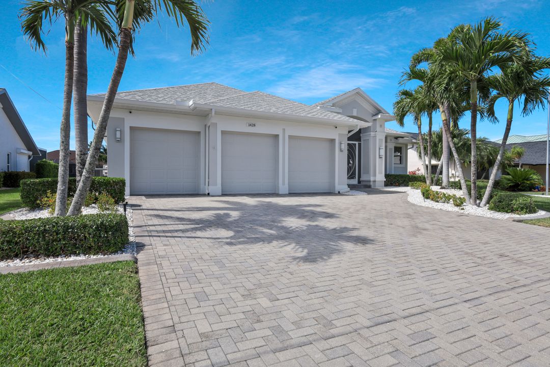1428 SW 52nd Ln, Cape Coral, FL 33914