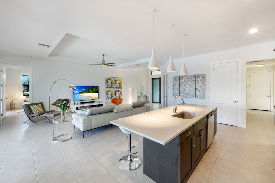 2906 SW 29th Terrace, Cape Coral, FL 33914