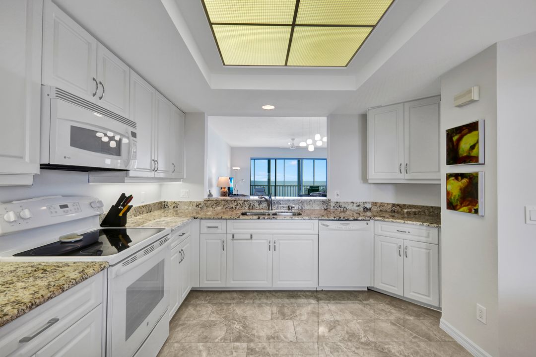 253 Barefoot Beach Blvd #404, Bonita Springs, FL 34134