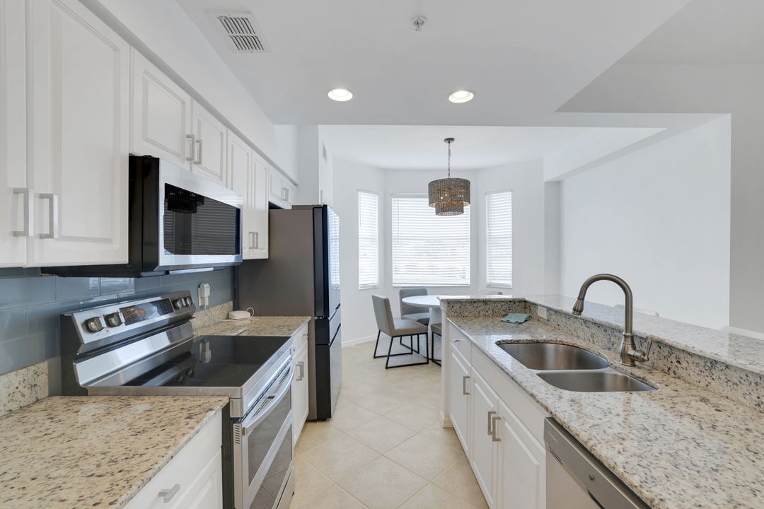 2717 Cypress Trace Cir #2717, Naples, FL 34119