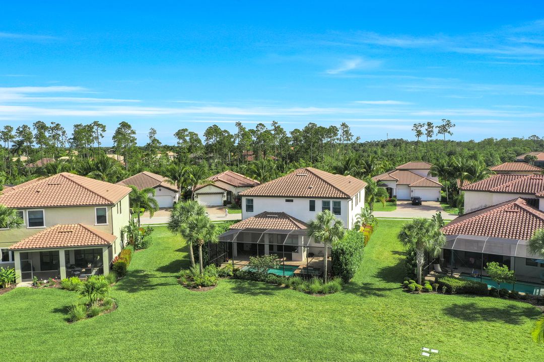 4665 Abaca Cir, Naples, FL 34119