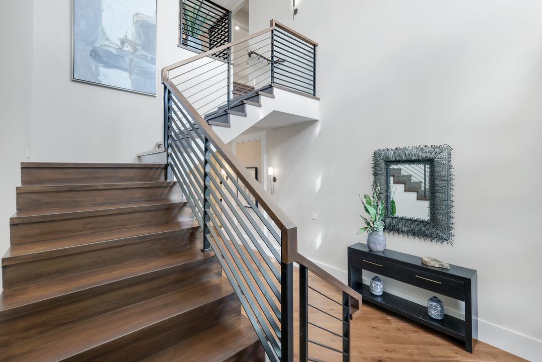 16647 Isola Bella Ln, Naples, FL 34110