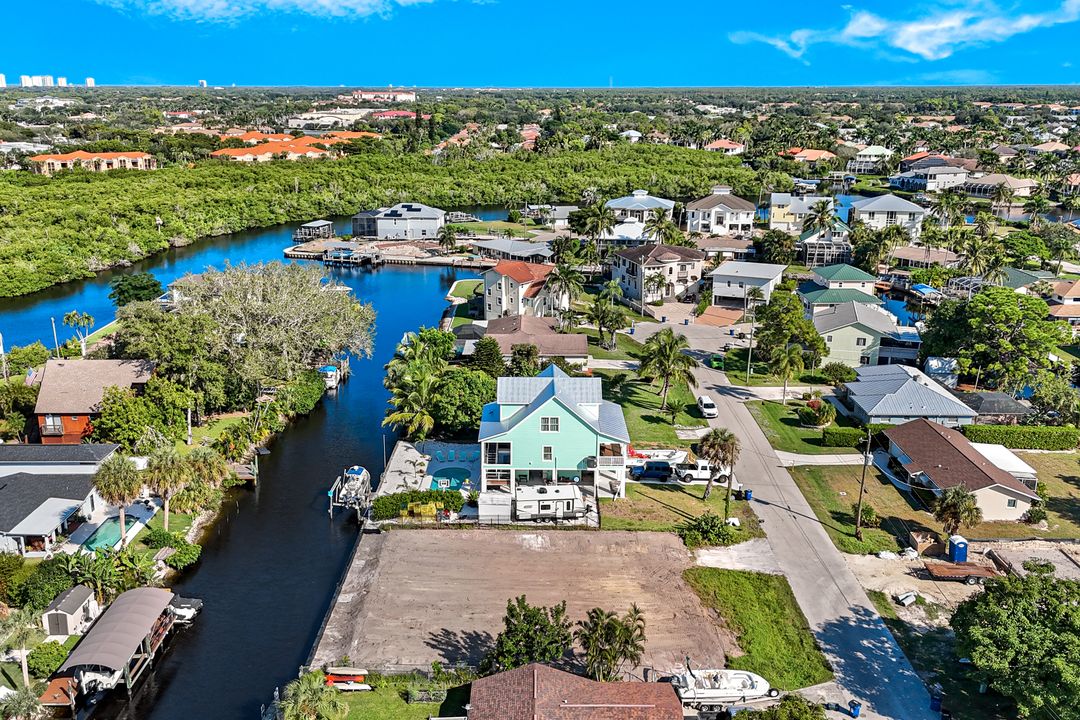 27281 Buccaneer Dr, Bonita Springs, FL 34135