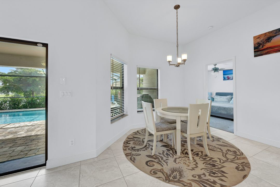 606 SE 4th St, Cape Coral, FL 33990