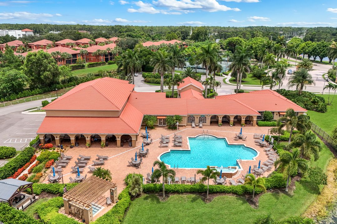 6384 Huntington Lakes Cir #103, Naples, FL 34119