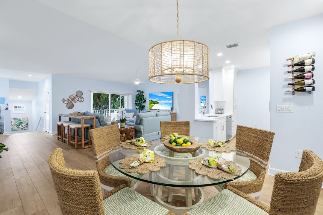 790 Willowbrook Dr #305, Naples, FL 34108