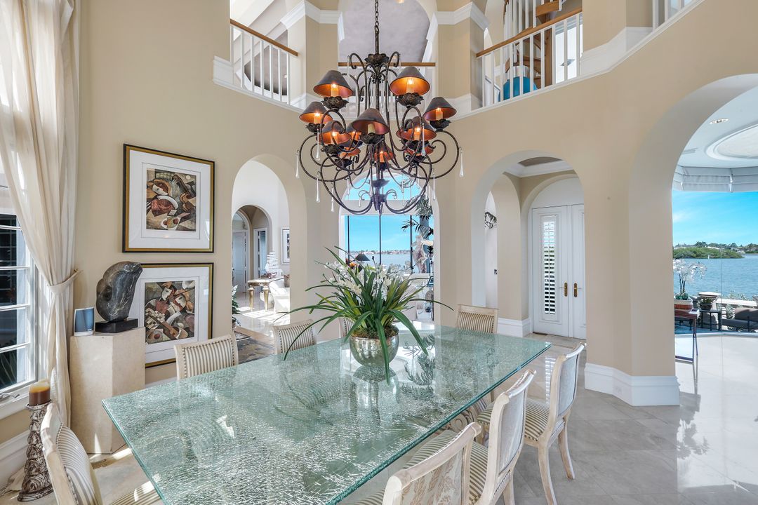 490 Renard Ct, Marco Island, FL 34145