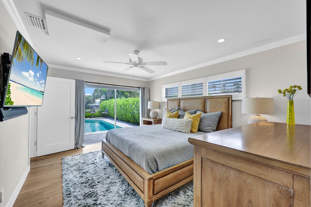 2140 Shad Ct, Naples, FL 34102