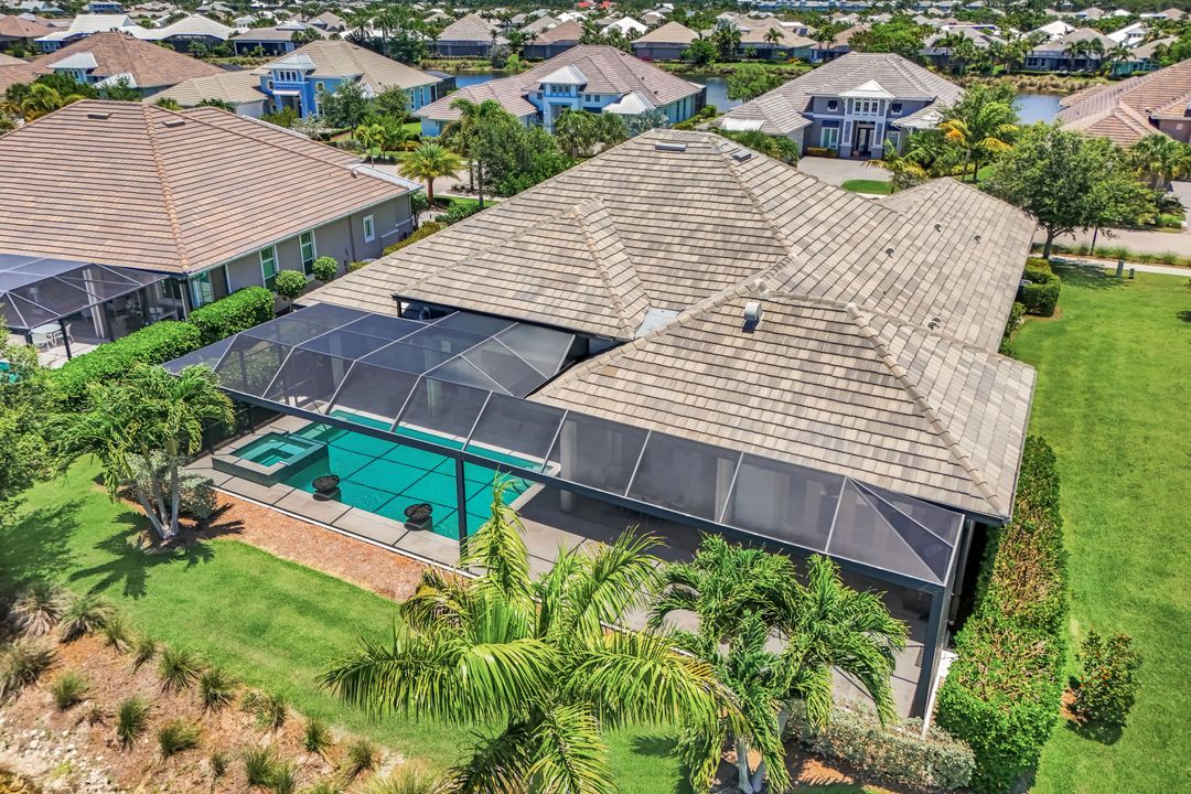 6259 Lightbourn Wy, Naples, FL 34113