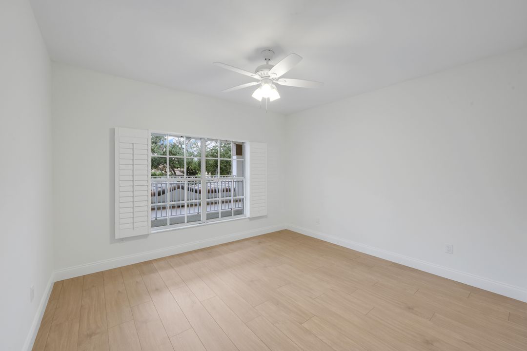6030 Chardonnay Ln #204, Naples, FL 34119