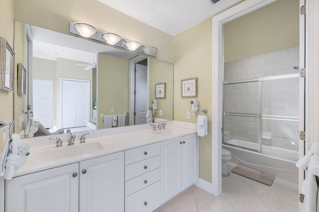 833 Swan Dr, Marco Island, FL 34145