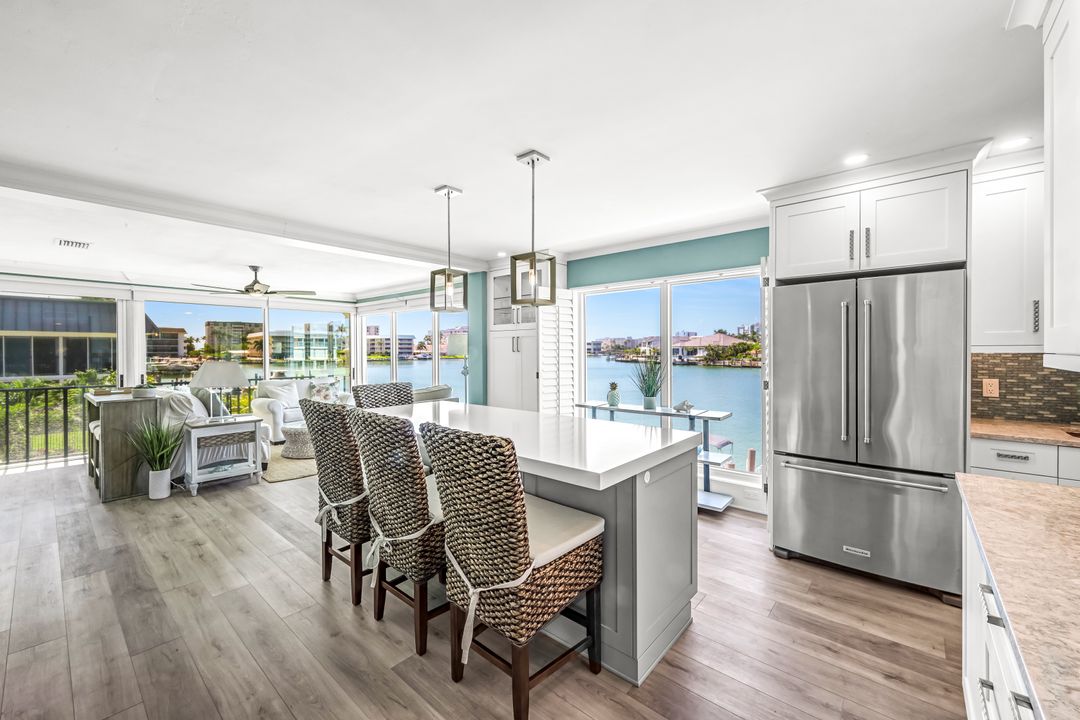 333 Harbour Dr #201, Naples, FL 34103