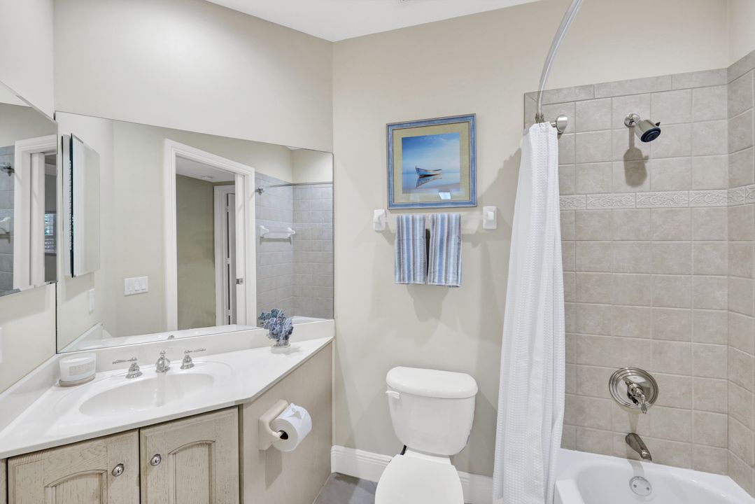 9038 Cascada Way #102, Naples, FL 34114