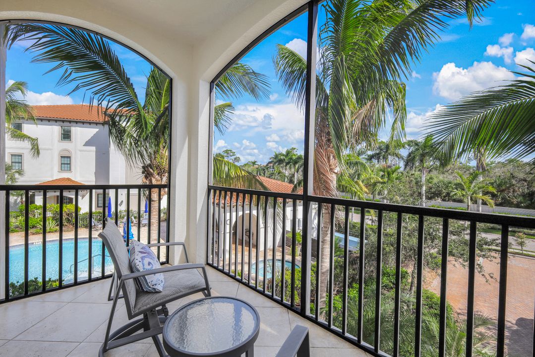 4730 Colony Villas Dr #802, Bonita Springs, FL 34134