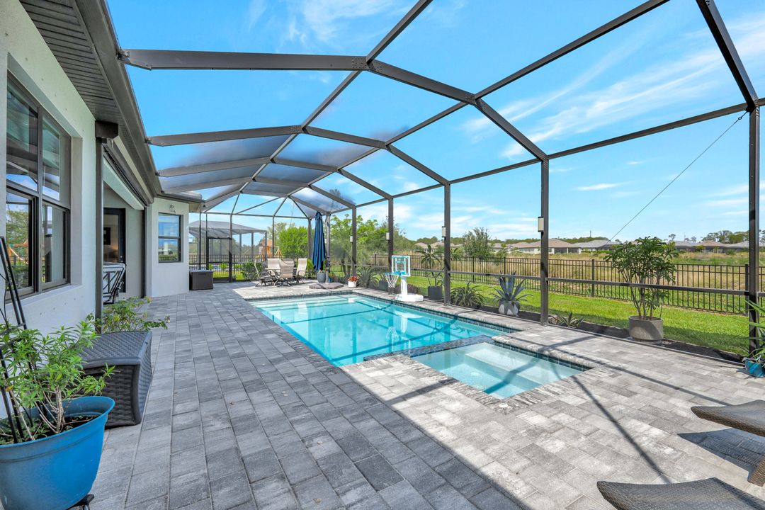 11693 Canopy Loop, Fort Myers, FL 33913