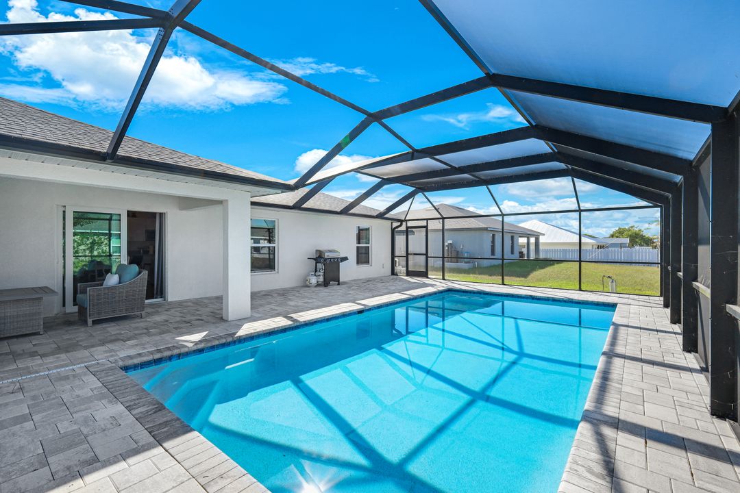 327 NW 23rd St, Cape Coral, FL 33993