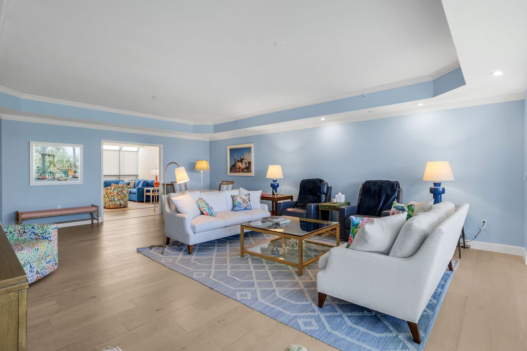 8440 Abbington Cir #D25, Naples, FL 34108