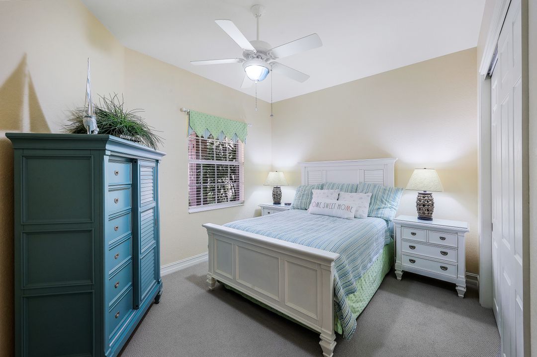 8649 Champions Point #1202, Naples, FL 34113