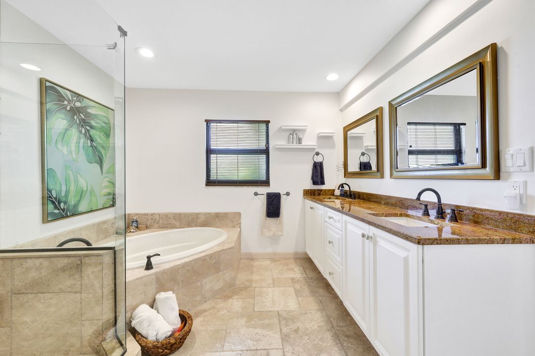 9940 Treasure Cay Ln, Bonita Springs, FL 34135