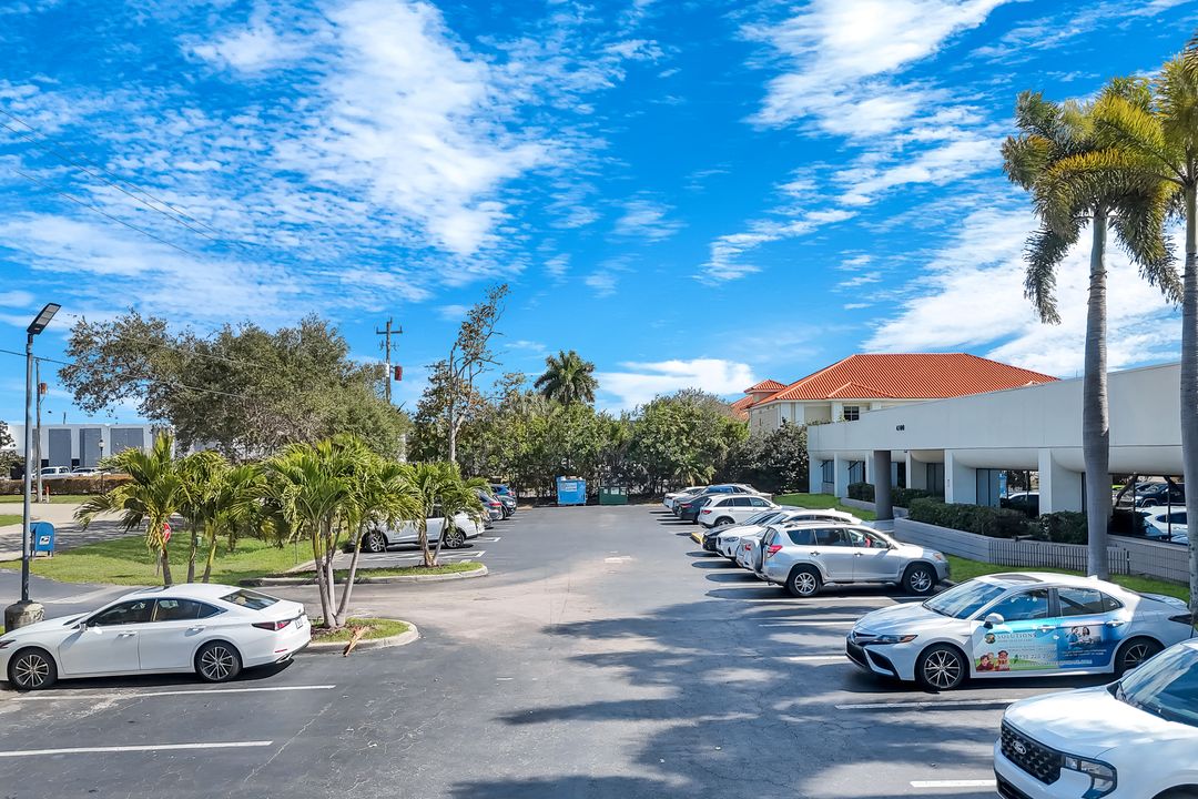 4100 Corporate Square, Naples, FL 34104