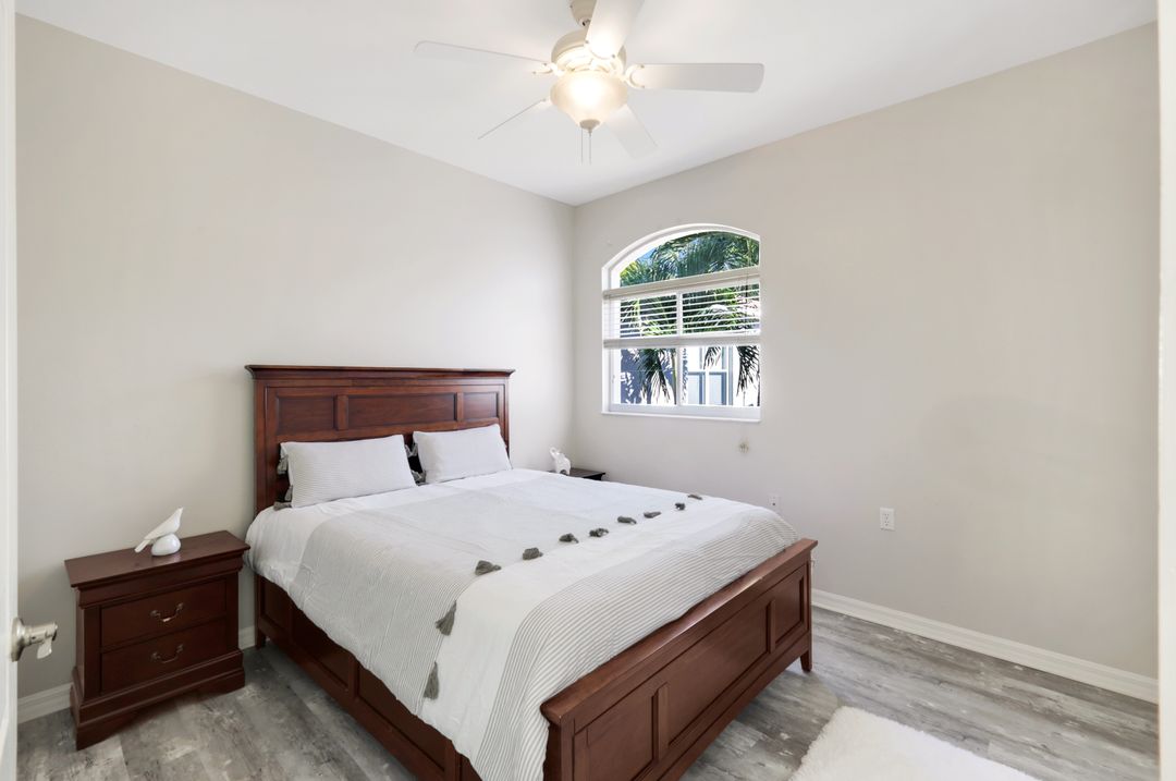 1921 Crestview Way #181, Naples, FL 34119