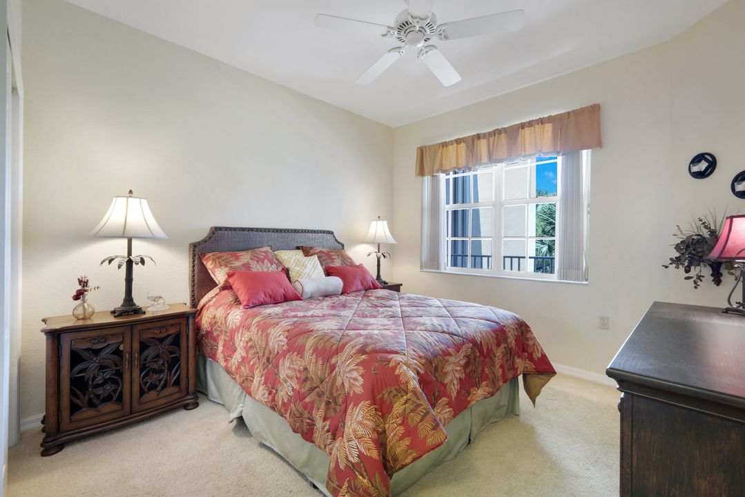 4864 Hampshire Ct #203, Naples, FL 34112