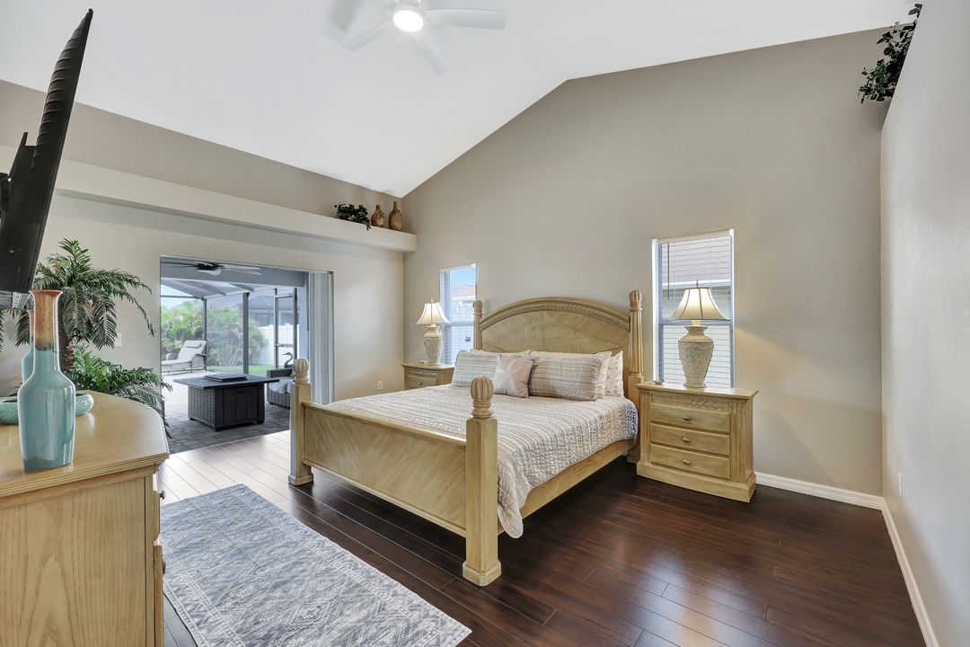 1918 Cape Coral Pkwy W, Cape Coral, FL 33914