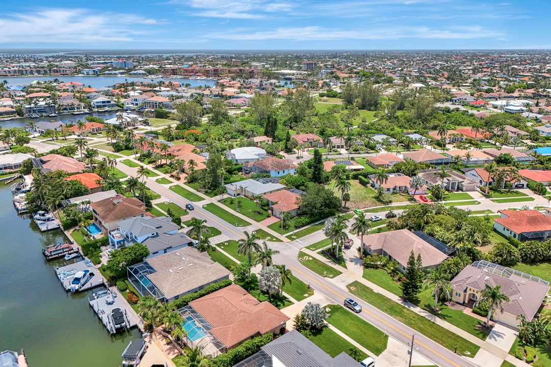 628 Hernando Dr, Marco Island, FL 34145