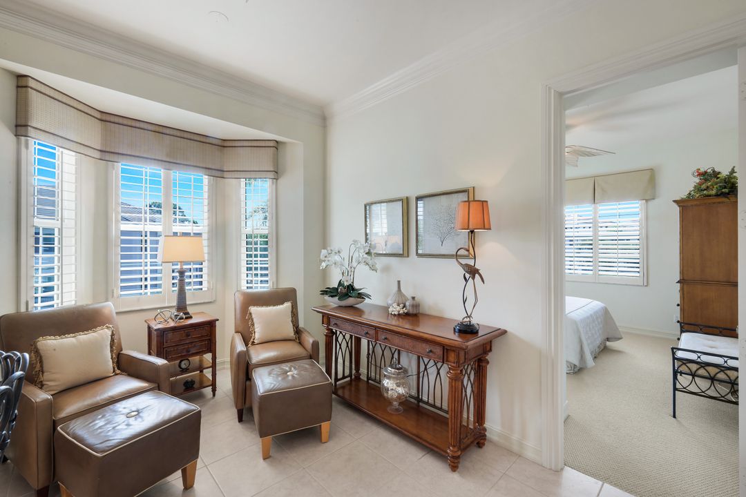 775 Bentwater Cir #204, Naples, FL 34108