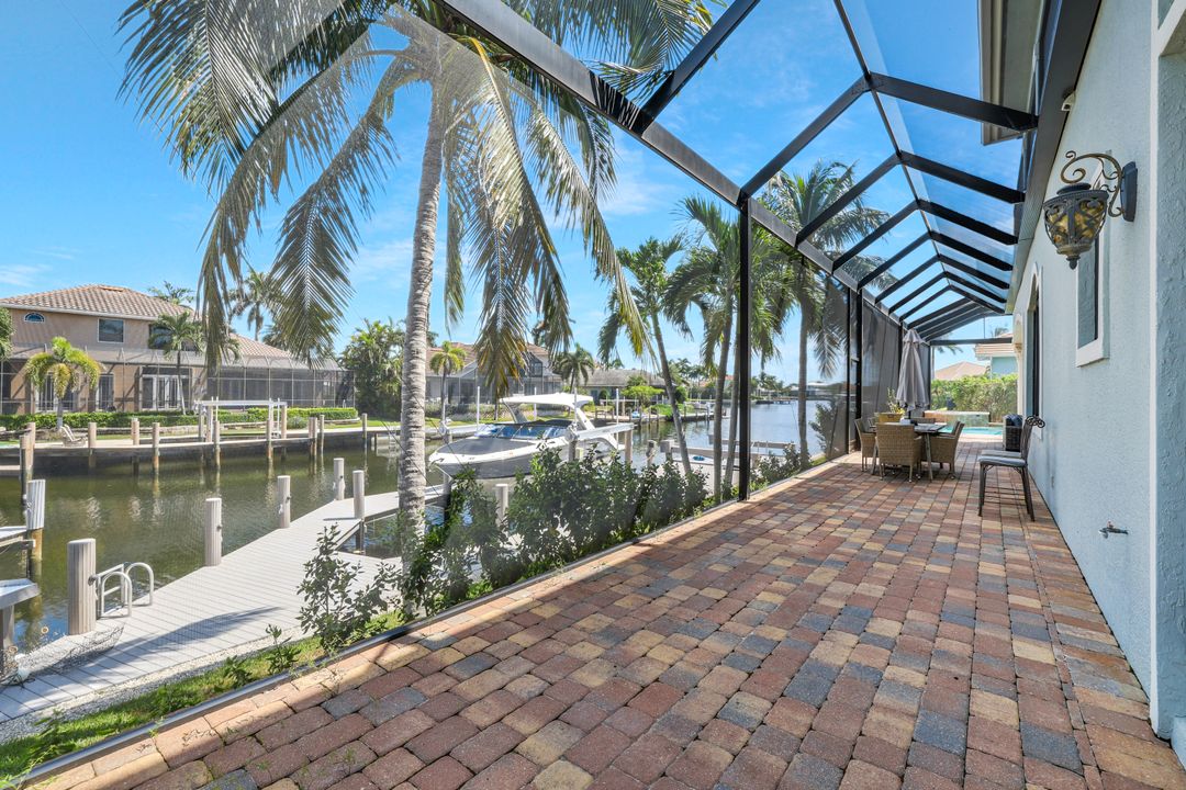 541 Taylor Ct, Marco Island, FL 34145