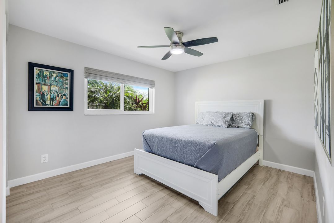 5614 De Soto Ct, Cape Coral, FL 33904