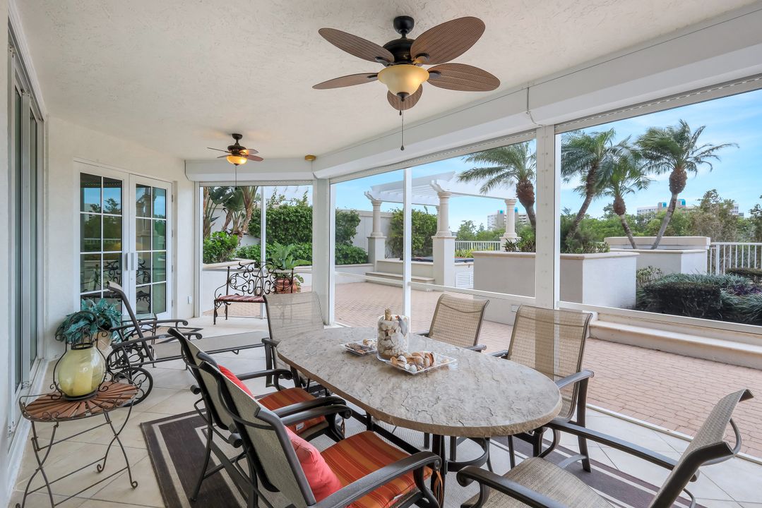 295 Grande Way #T03, Naples, FL 34110