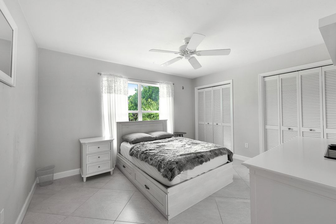 9949 Winchester Wood, Naples, FL 34109