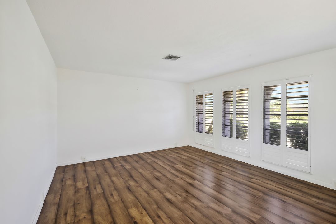 206 SE 37th Terrace, Cape Coral, FL 33904