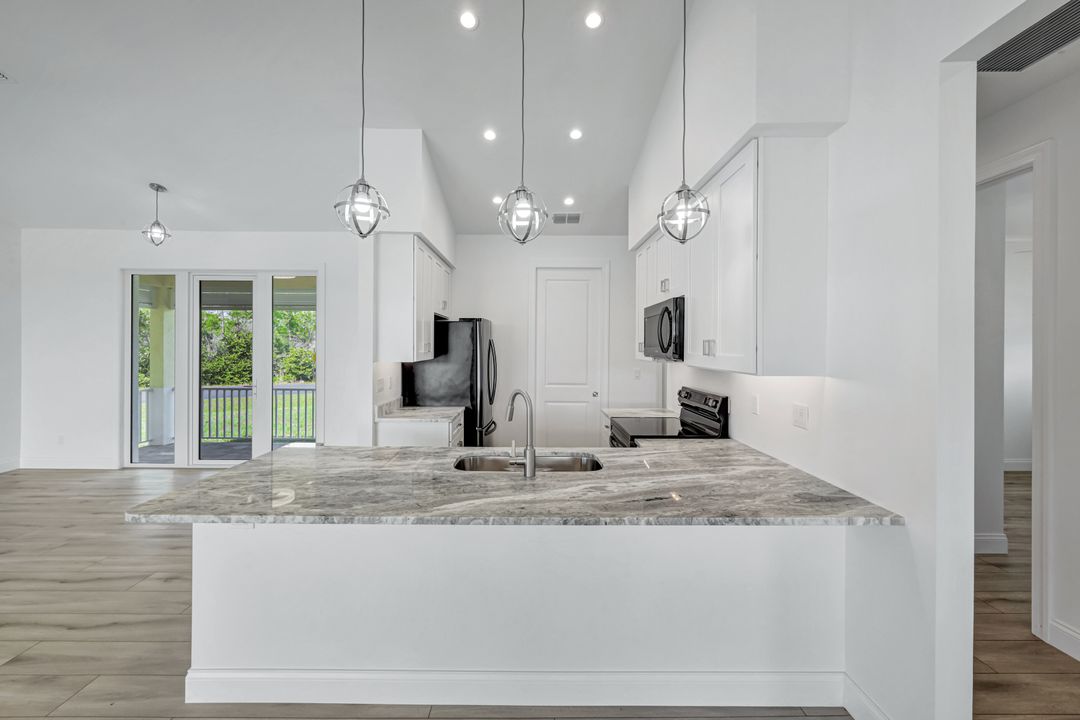 3551 Heron Landing Cir, Saint James City, FL 33956