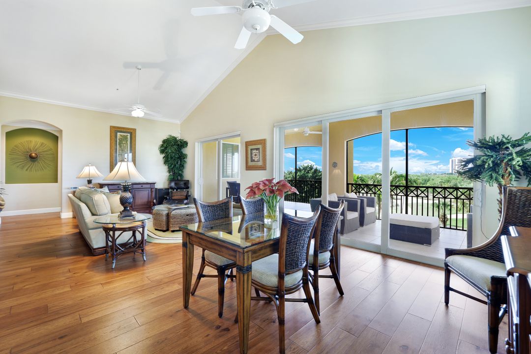 1486 Borghese Ln #301, Naples, FL 34114