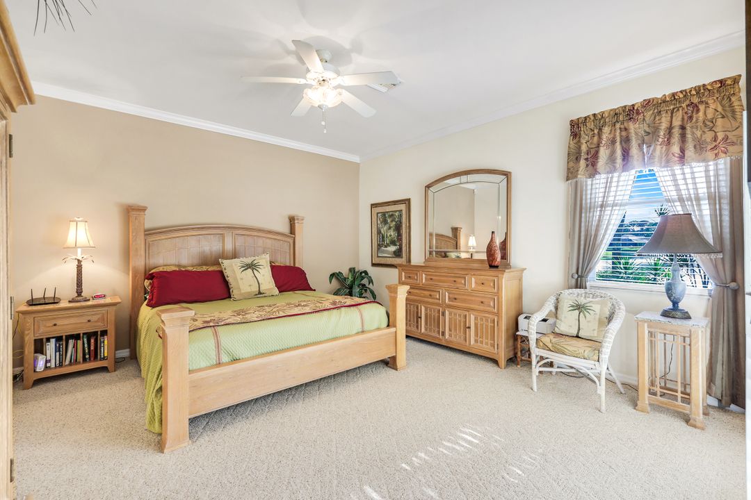 25681 Springtide Ct, Bonita Springs, FL 34135