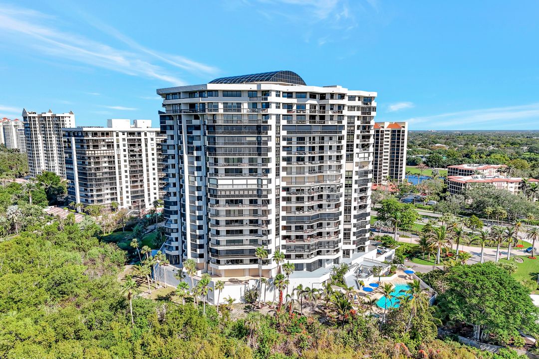 6001 Pelican Bay Blvd #1405, Naples, FL 34108