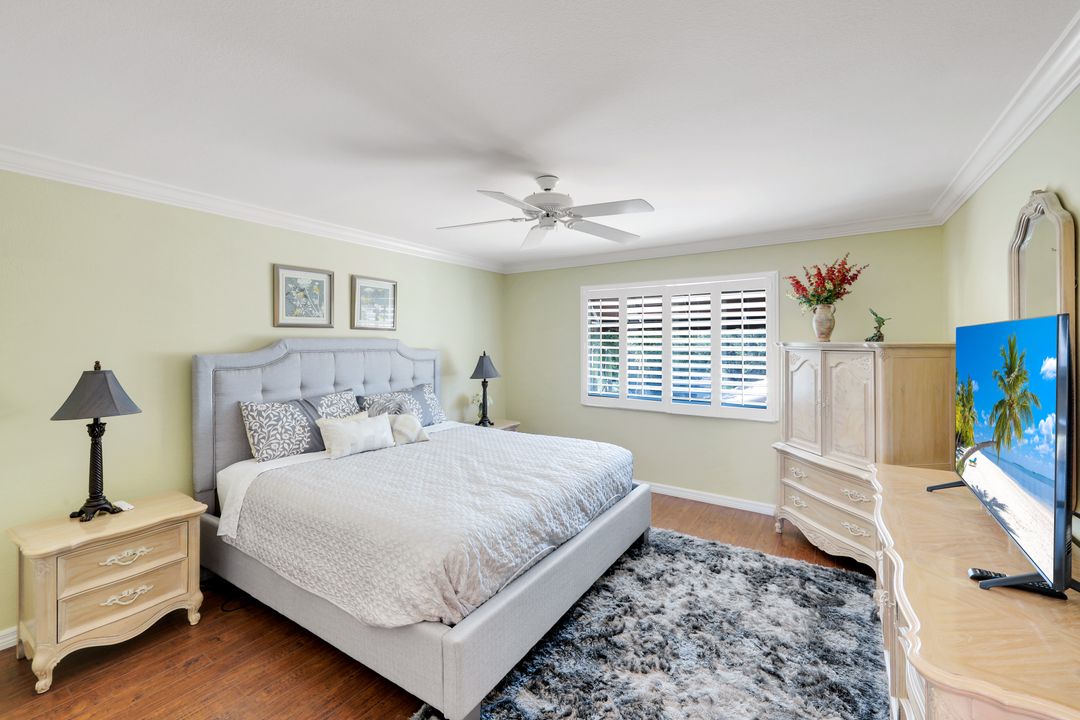 11426 Quail Village Way, Naples, FL 34119