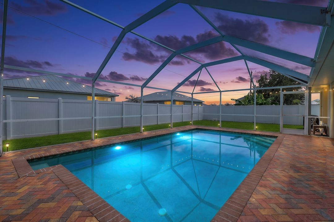 1815 NE 2nd Pl, Cape Coral, FL 33909